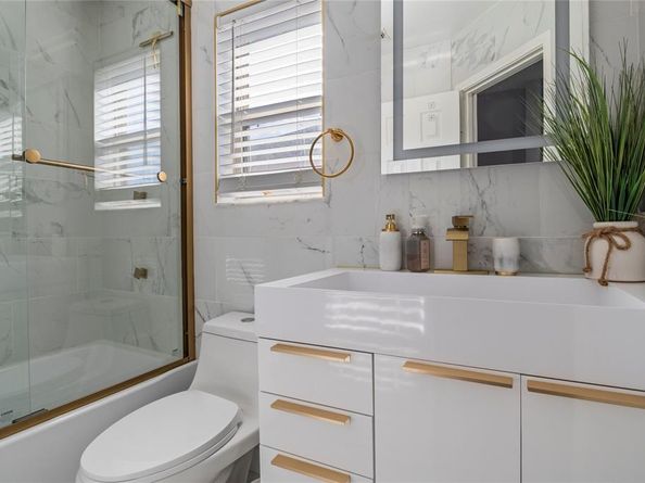 8342  Timberbrook Lane , Dallas Texas 75249