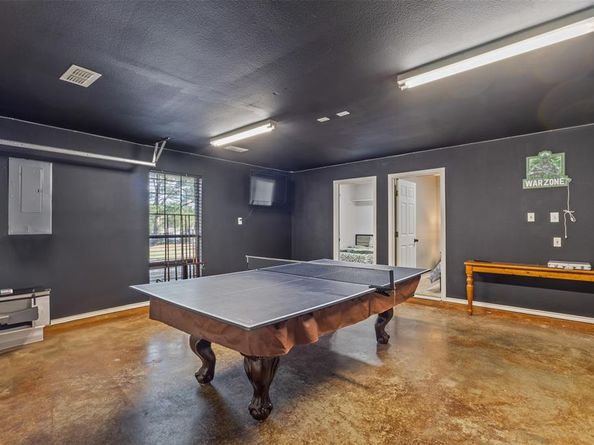 1522  Oakwood Drive , Denton Texas 76205