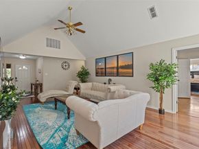 1522  Oakwood Drive , Denton Texas 76205