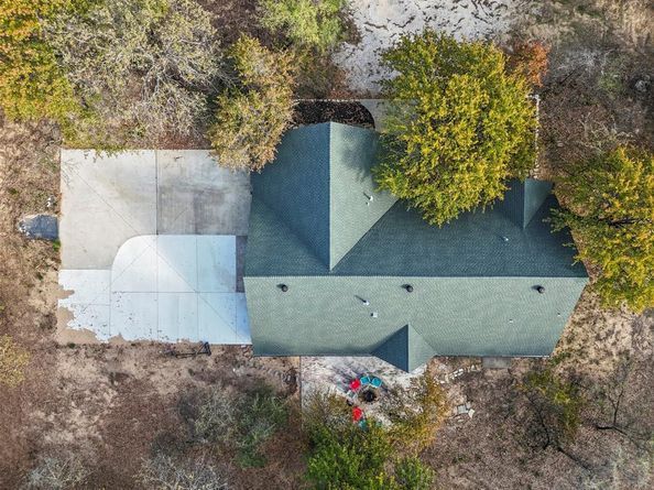 1522  Oakwood Drive , Denton Texas 76205