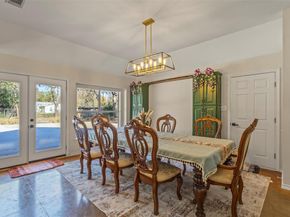 1522  Oakwood Drive , Denton Texas 76205