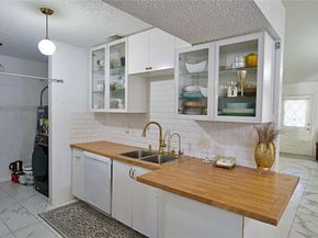 2025  High Bluff Drive , Garland Texas 75041