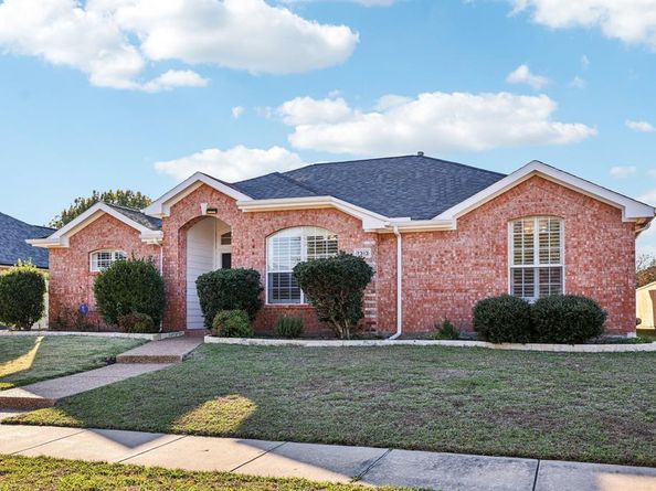 7313  San Carlos Drive , Rowlett Texas 75089