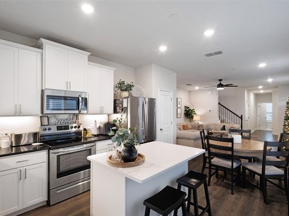 1280  Lamar Drive , Lewisville Texas 75077