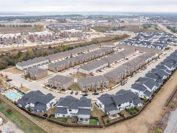 1280  Lamar Drive , Lewisville Texas 75077