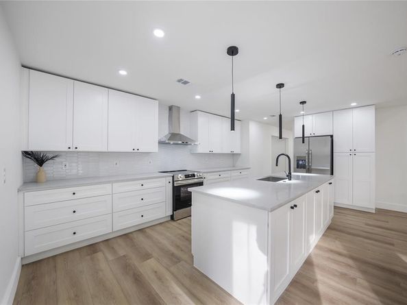 2708  Lark Circle , Plano Texas 75075