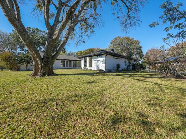 2708  Lark Circle , Plano Texas 75075