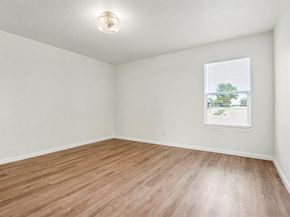 928  Ash Crescent Street , Fort Worth Texas 76104