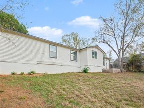 928  Ash Crescent Street , Fort Worth Texas 76104