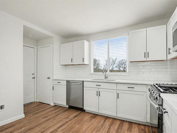 928  Ash Crescent Street , Fort Worth Texas 76104