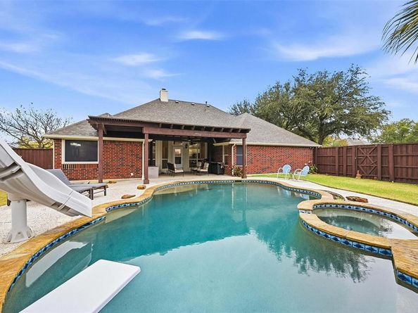 1628  Chase Oaks Court , Frisco Texas 75036