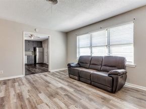 2705 W Fuller Avenue , Fort Worth Texas 76133