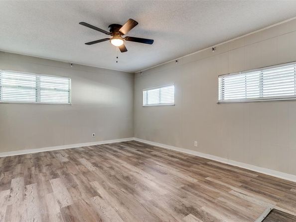 2705 W Fuller Avenue , Fort Worth Texas 76133