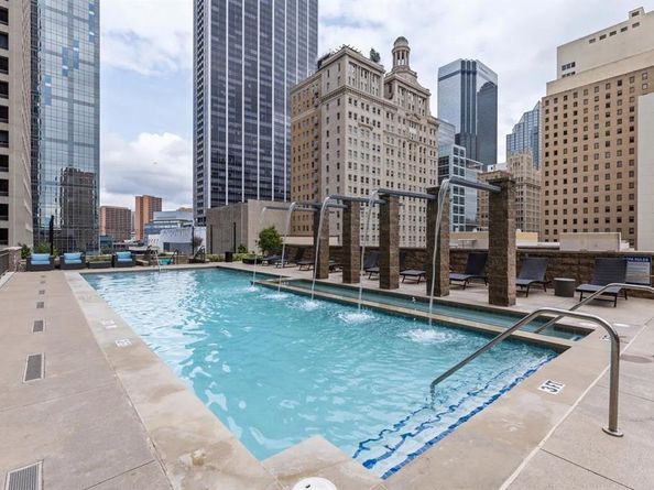 1200  Main Street  902, Dallas Texas 75202