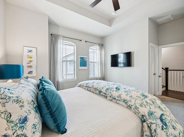 779  Lacey Oaks Place , Dallas Texas 75204