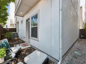 779  Lacey Oaks Place , Dallas Texas 75204