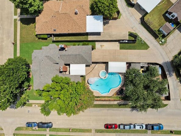 2600  Bowie Drive , Mesquite Texas 75181