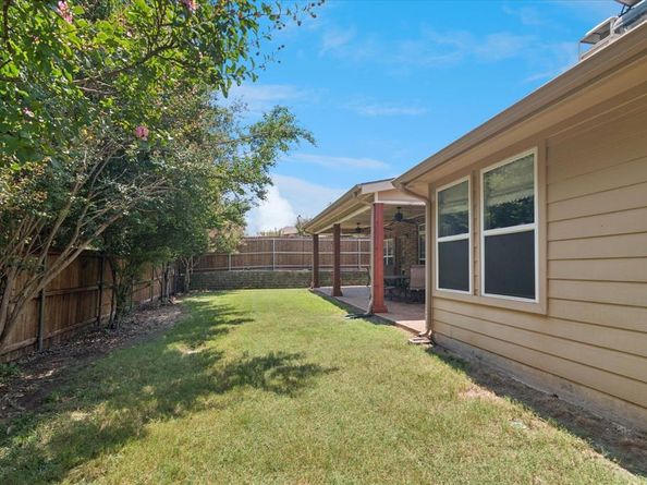 708  Cresthaven Drive , McKinney Texas 75071