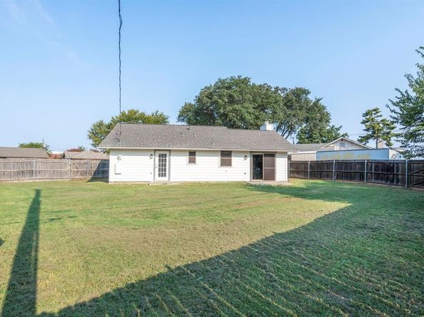 6205  Patriotic Court , Arlington Texas 76002