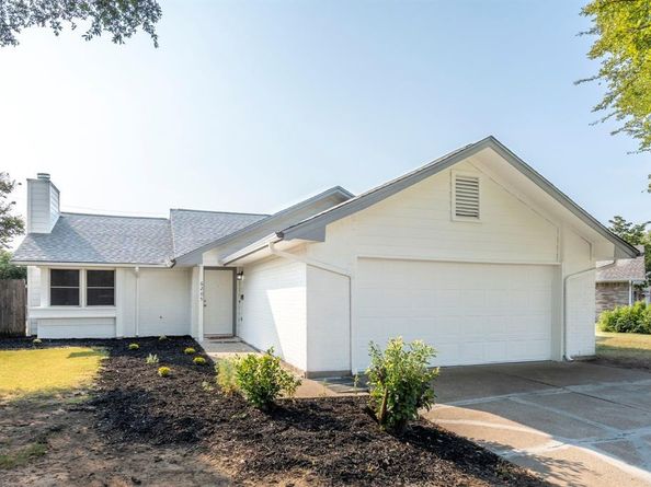6205  Patriotic Court , Arlington Texas 76002