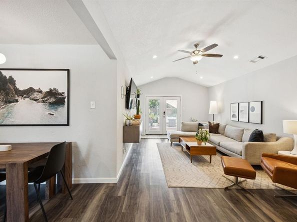 1102  Wake Drive , Richardson Texas 75081