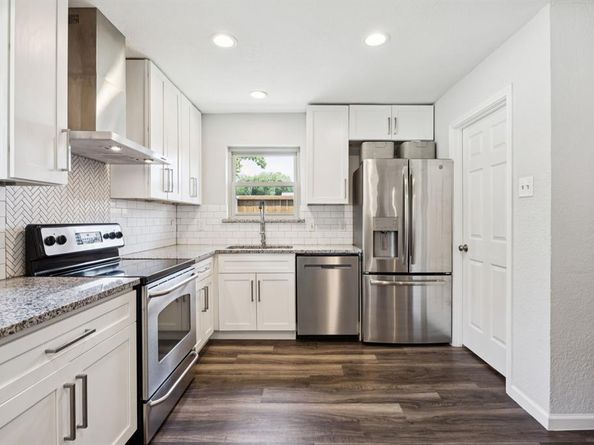1102  Wake Drive , Richardson Texas 75081