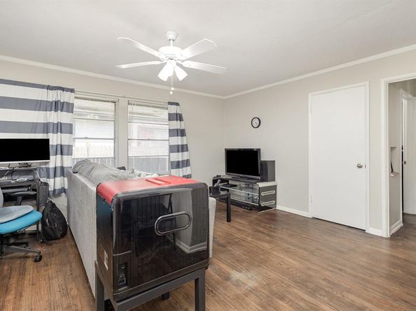 1612  Dent Street , Garland Texas 75042