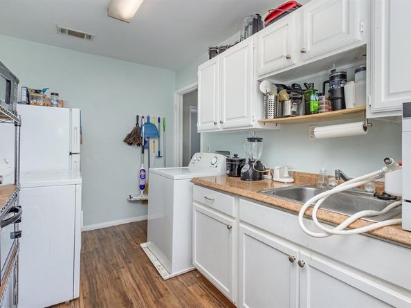 1612  Dent Street , Garland Texas 75042