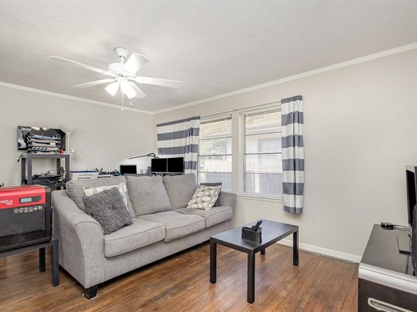 1612  Dent Street , Garland Texas 75042