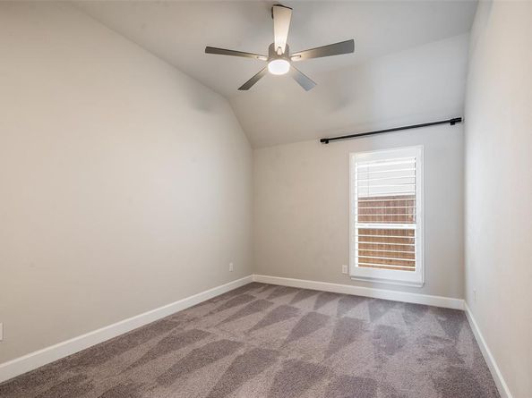 1008  Turtle Creek Avenue , Denton Texas 76210