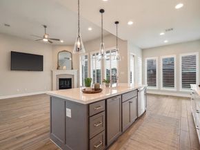 1008  Turtle Creek Avenue , Denton Texas 76210