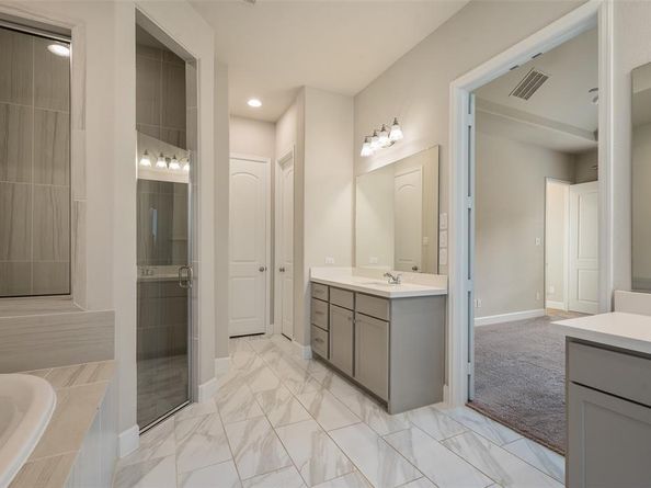 1008  Turtle Creek Avenue , Denton Texas 76210