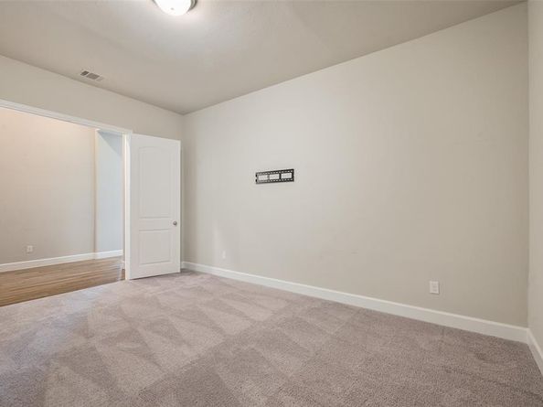 1008  Turtle Creek Avenue , Denton Texas 76210