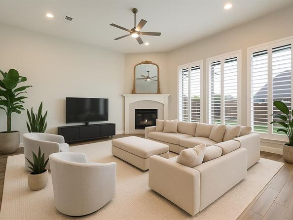 1008  Turtle Creek Avenue , Denton Texas 76210