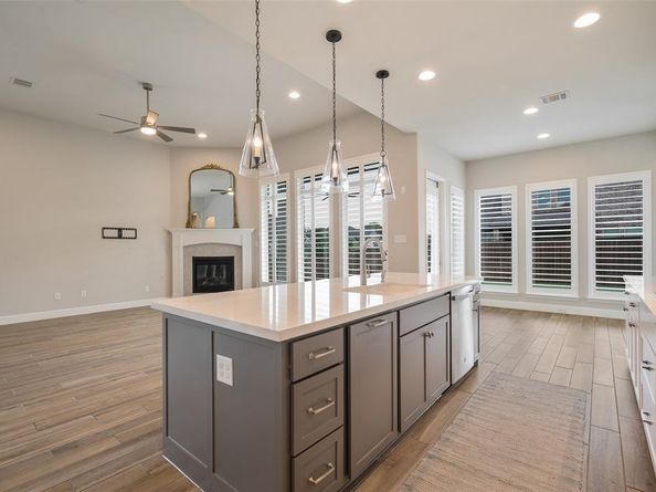 1008  Turtle Creek Avenue , Denton Texas 76210