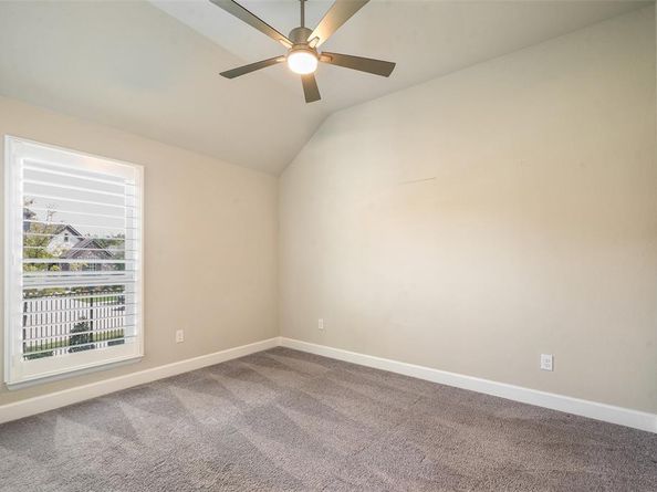 1008  Turtle Creek Avenue , Denton Texas 76210