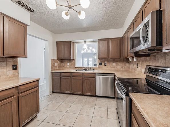 6107  Spyglass Lane , Garland Texas 75043