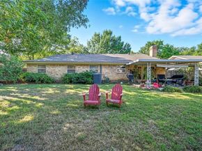 1703  Park Hill Drive , Arlington Texas 76012