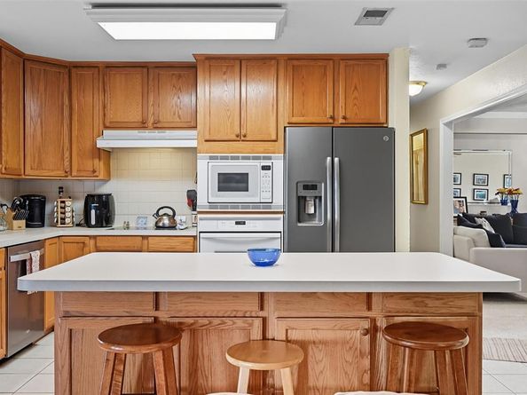 1703  Park Hill Drive , Arlington Texas 76012