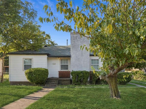 3228  Emmett Street , Dallas Texas 75211