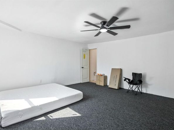 3228  Emmett Street , Dallas Texas 75211