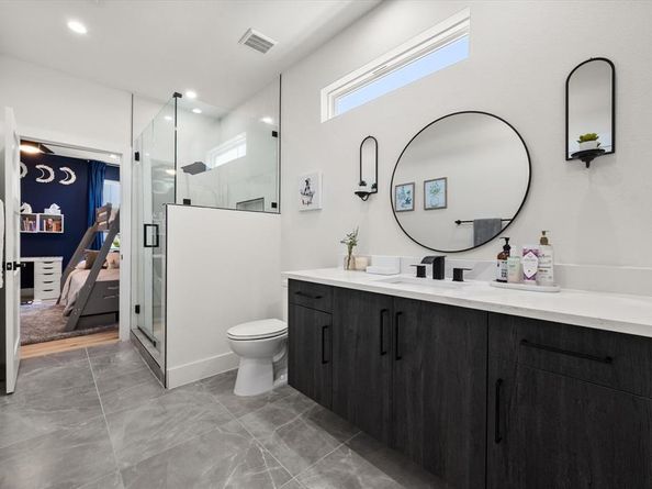 4029  Ivanhoe Lane , Dallas Texas 75212