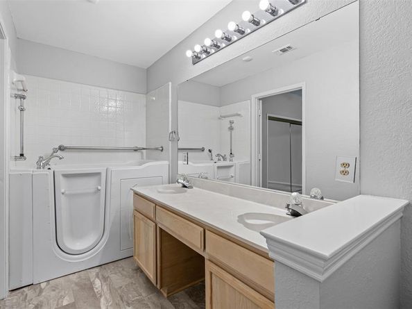7301  Wagonwheel Road , Fort Worth Texas 76133