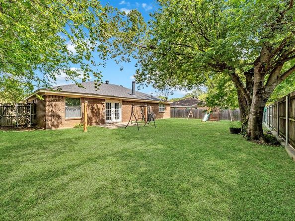 4004  Cypress Springs Drive , Arlington Texas 76001