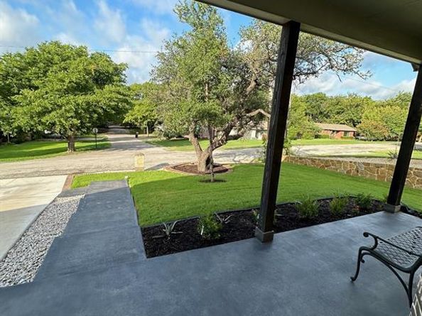 8912  Holt Street , Lakeside Texas 76135