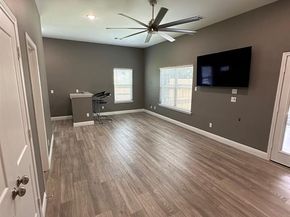 8912  Holt Street , Lakeside Texas 76135