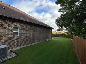 8912  Holt Street , Lakeside Texas 76135