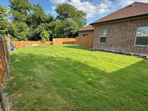 8912  Holt Street , Lakeside Texas 76135