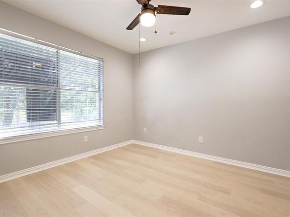 815  Valleycreek Road , Mesquite Texas 75181