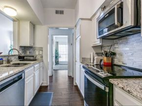 3550  Country Square Drive  109, Carrollton Texas 75006